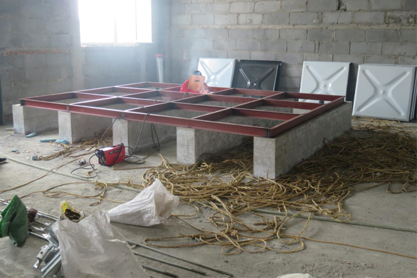 不銹鋼水箱的基礎需要加鋼筋嗎？